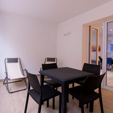 Sarale Apartments Palermo Buitenkant foto